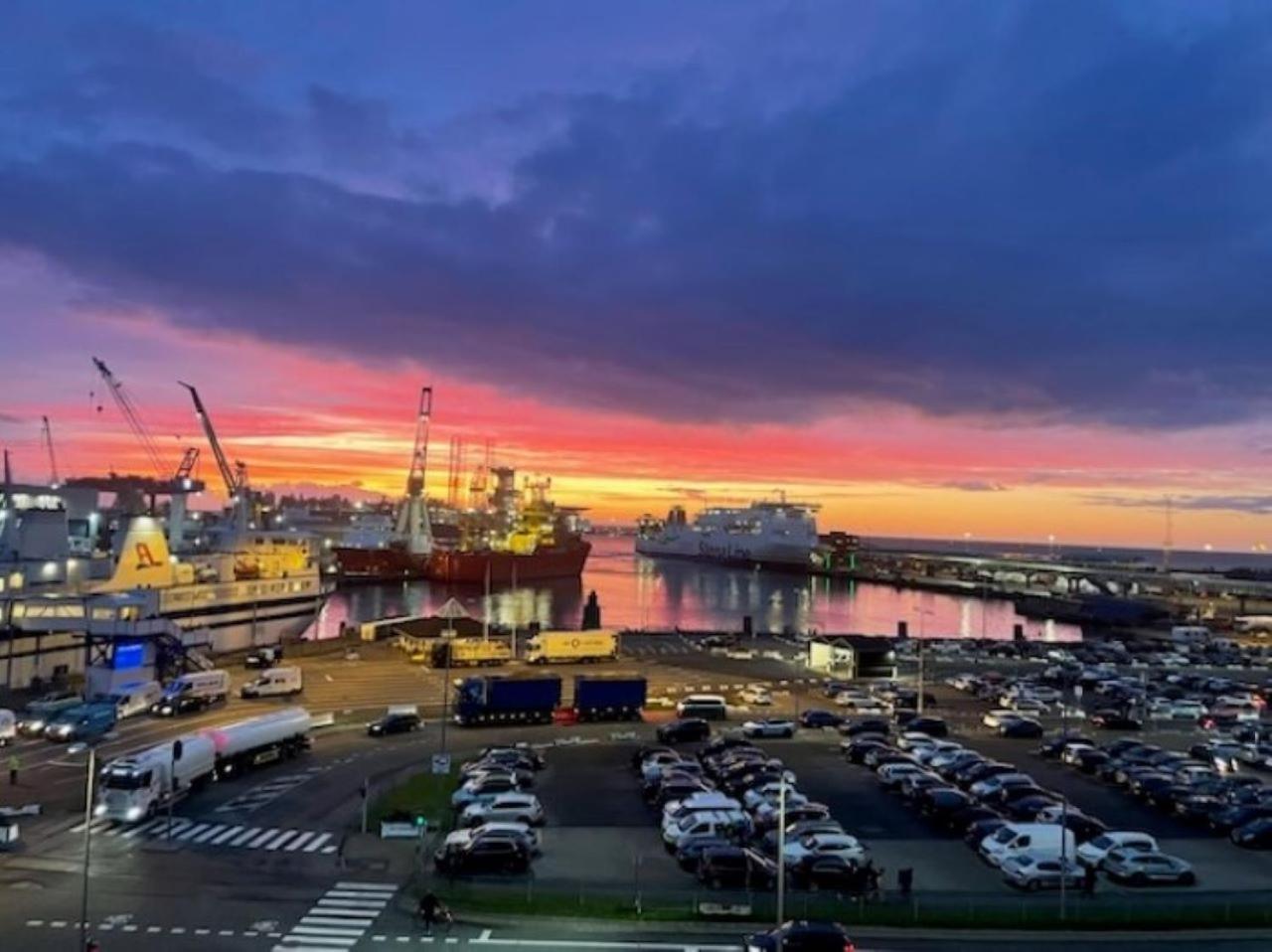 Harbour Living By Jutlandia - Hostel Style Frederikshavn Exterior foto